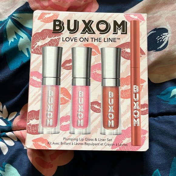 Buxom Other - Buxom Love On The Line